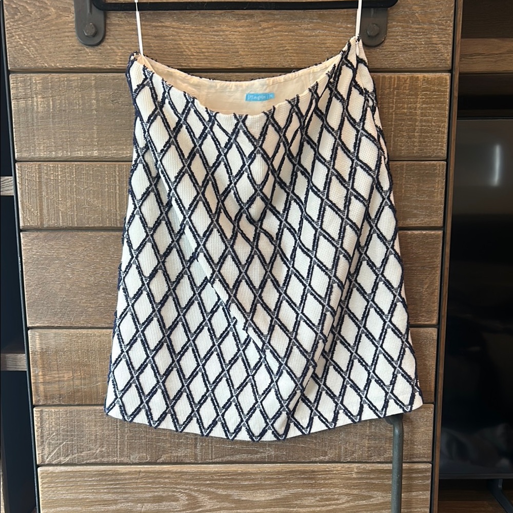 J. McLaughlin Chic Navy and White Diamond Pattern Skirt